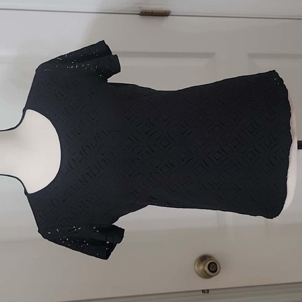 Market & Spruce Size S Black with Lace Overlay Top, Excellent Condition